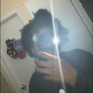 Meet your Posher, Jasmine